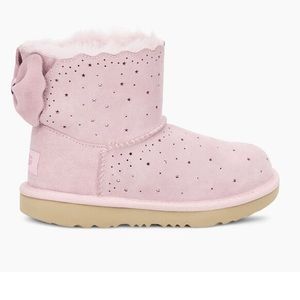 UGG STAR GIRL TODDLER BOOT/BRAND NEW
